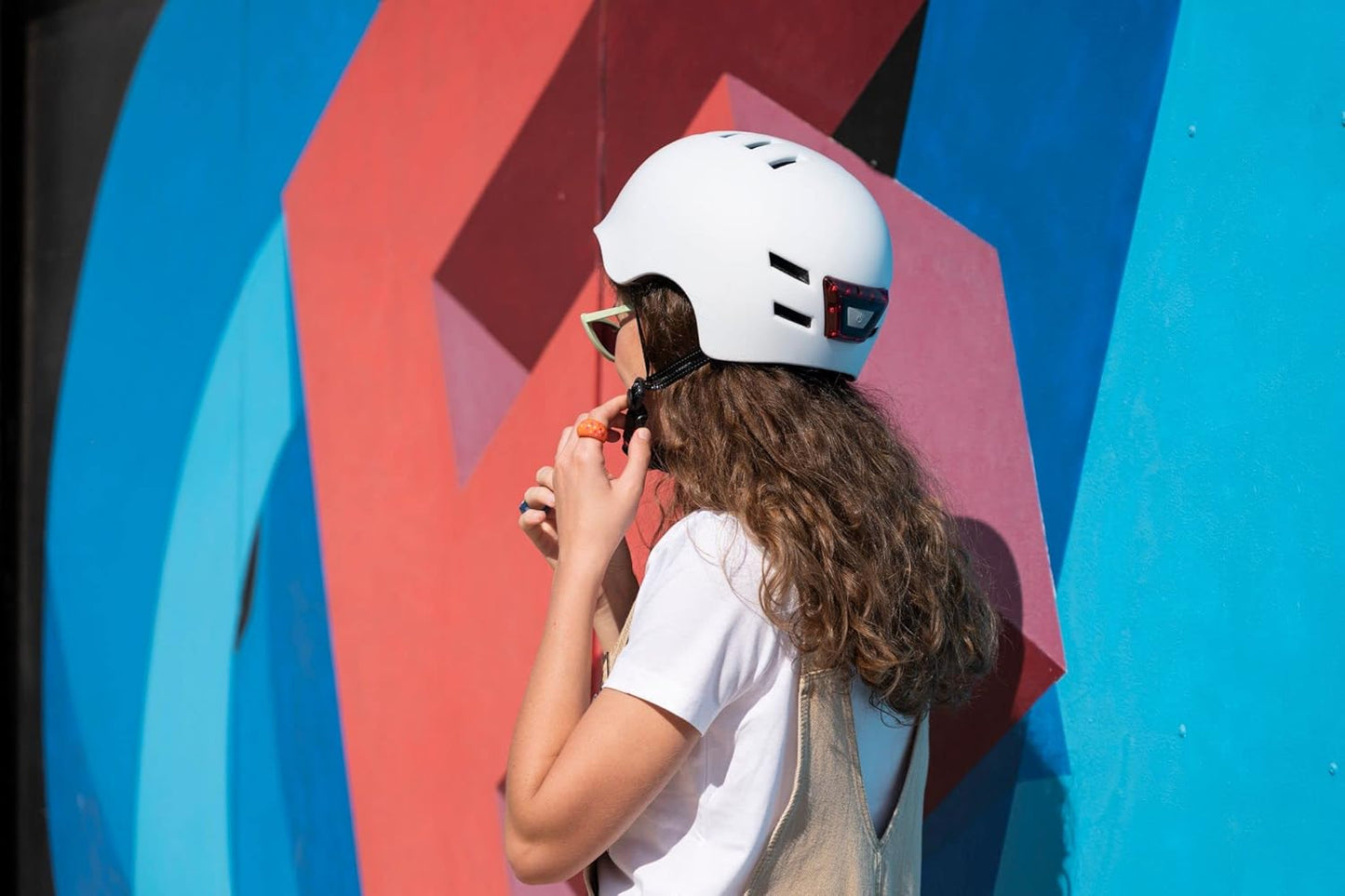 Youin™ LED Urban Helmet – White/Black | Lightweight, Adjustable & Rear Light